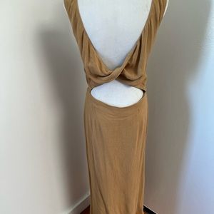 CUPSHE Florence Column V Neck Dress in Tan Midi Zippered Cut Out Sleeveless NWT